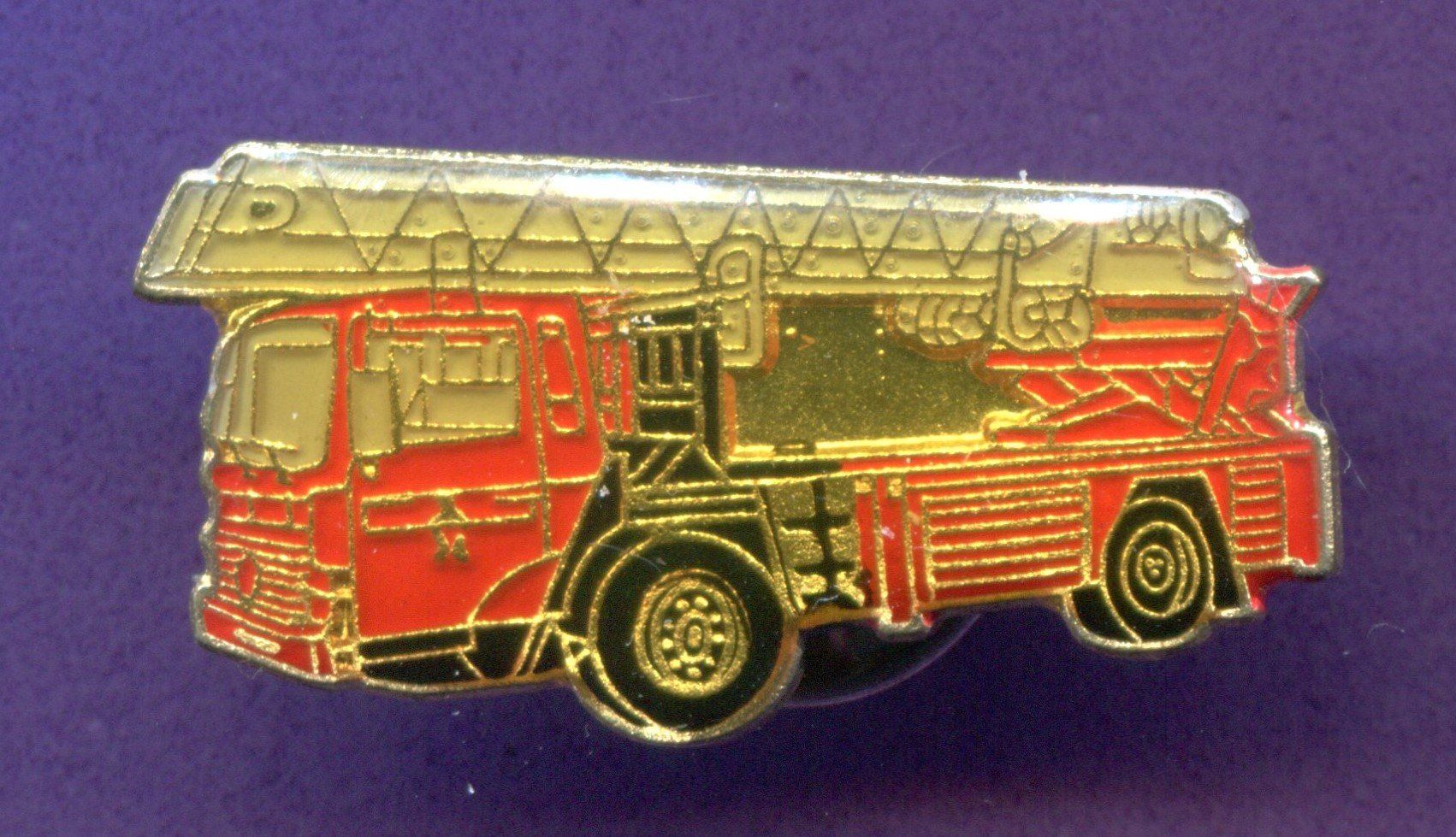 Plaquettes & Badges: FEUERWEHRAUTO – D'occasion à Winterthur par Sammleroase