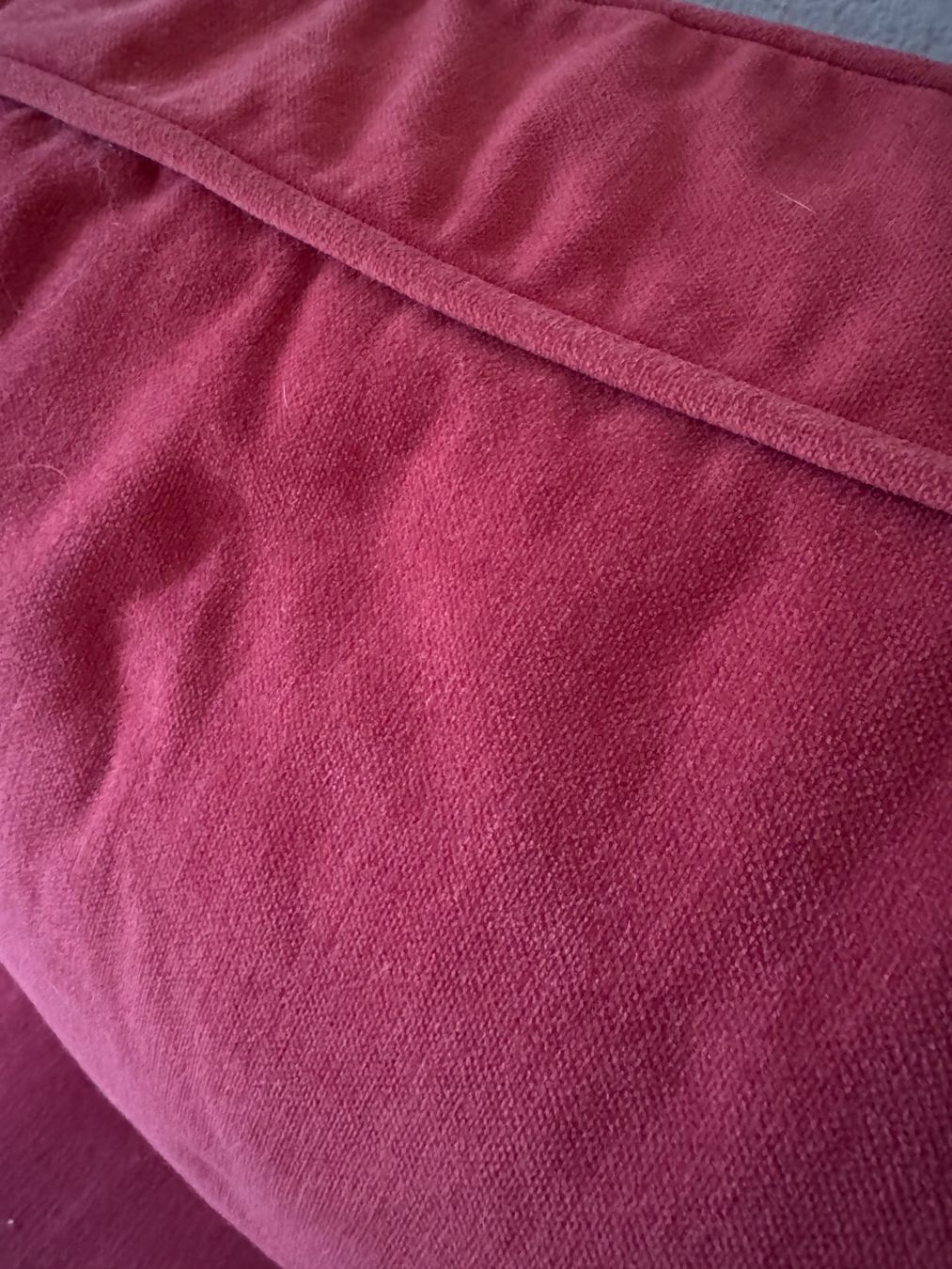 Divani: Rotes Zweisitzersofa – Usato da Zürich venduto da nad_8tc8 2