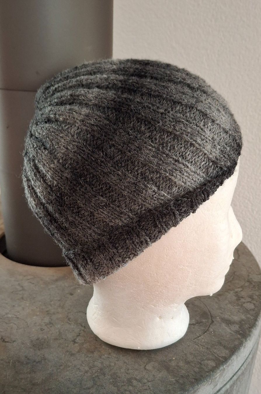 Hüte, Mützen & Caps: Mütze "Grauzone2" handgestrickt   NEU – Neu (gemäss Beschreibung) aus Langenthal von Handstrick 4