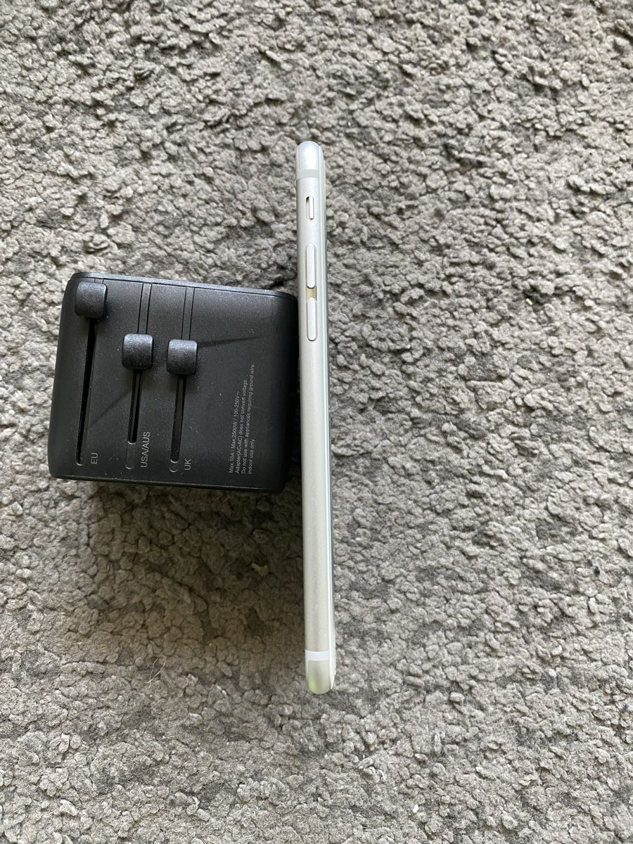 Apple Telefoni cellulari / Smartphones: iPhone 6 Argent 64Go 98% capacité batterie N.17 – Nuovo (secondo la descrizione) da Genève venduto da eth_6qs6 4