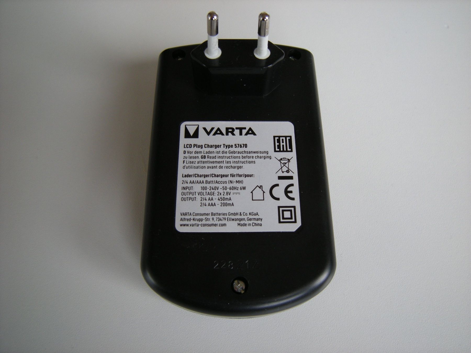 Varta Caricatori & Batterie: STECKER-BATTERIELADEGERÄT VARTA – Usato da Basel venduto da Ceebee62 1