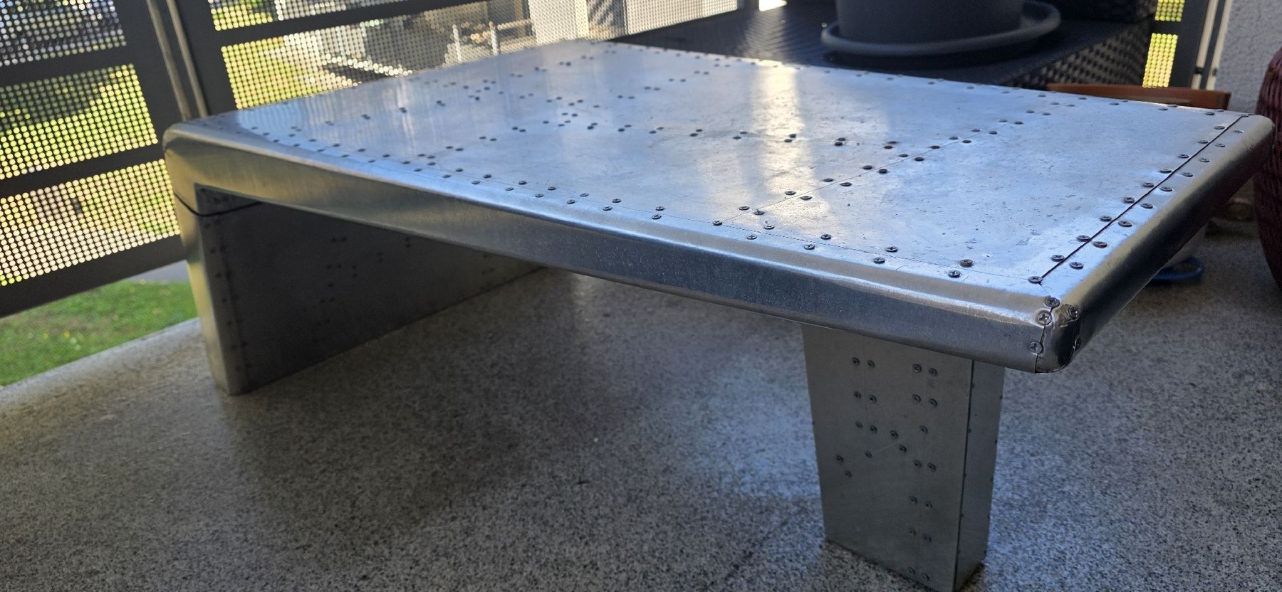 Tavoli: Metall tisch flug – Usato da Dübendorf venduto da pso_9yj7