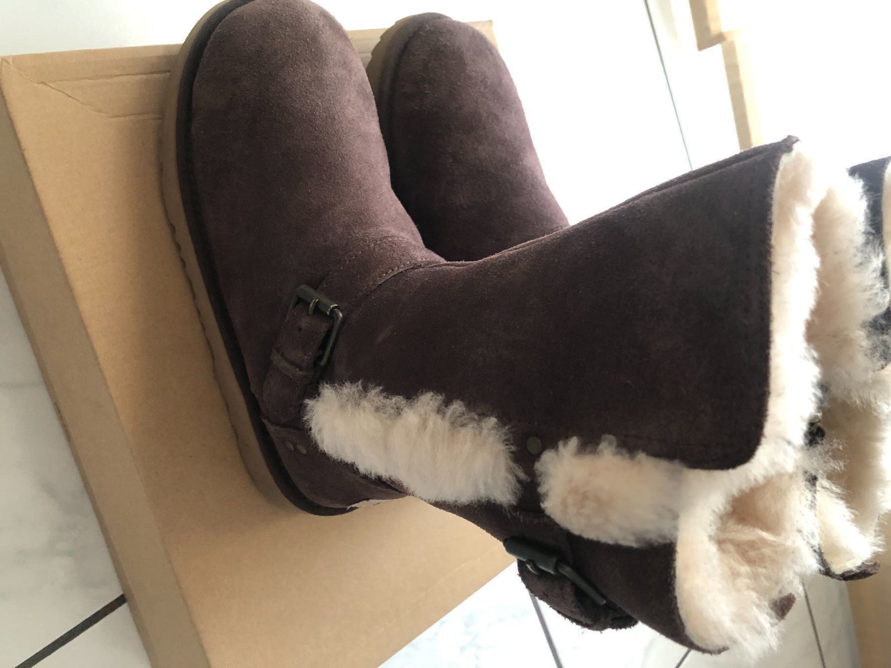 Ugg Scarpe per ragazzi: UGG stiefel – Usato da Fislisbach venduto da Brandopfer810 2