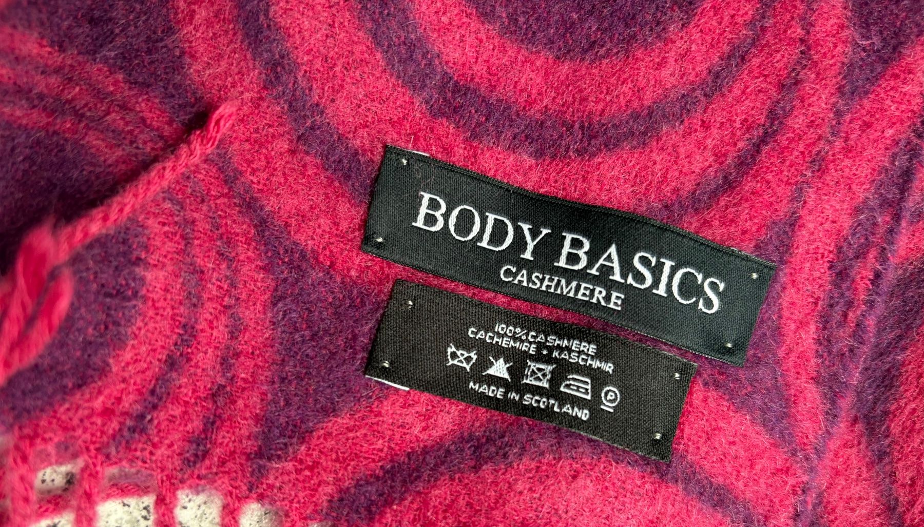 Foulards & écharpes: Body Basics Kaschmir Schal – D'occasion à Unterägeri par Jutka_04 2