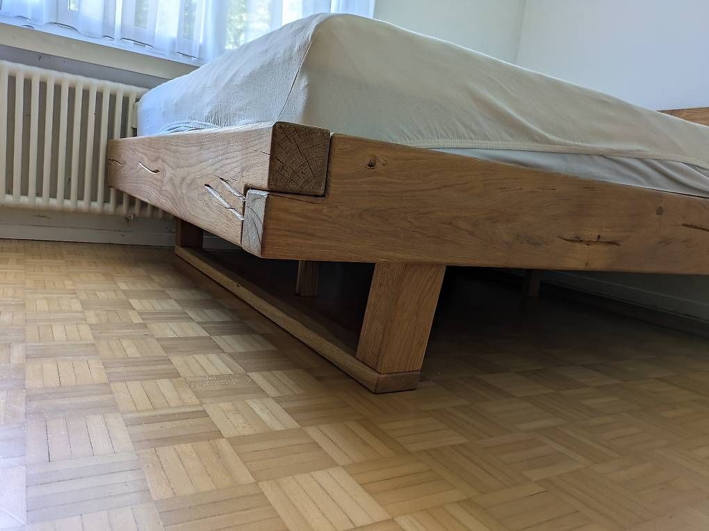Betten: Massivholzbett – Gebraucht aus Luzern von Stud_ 2