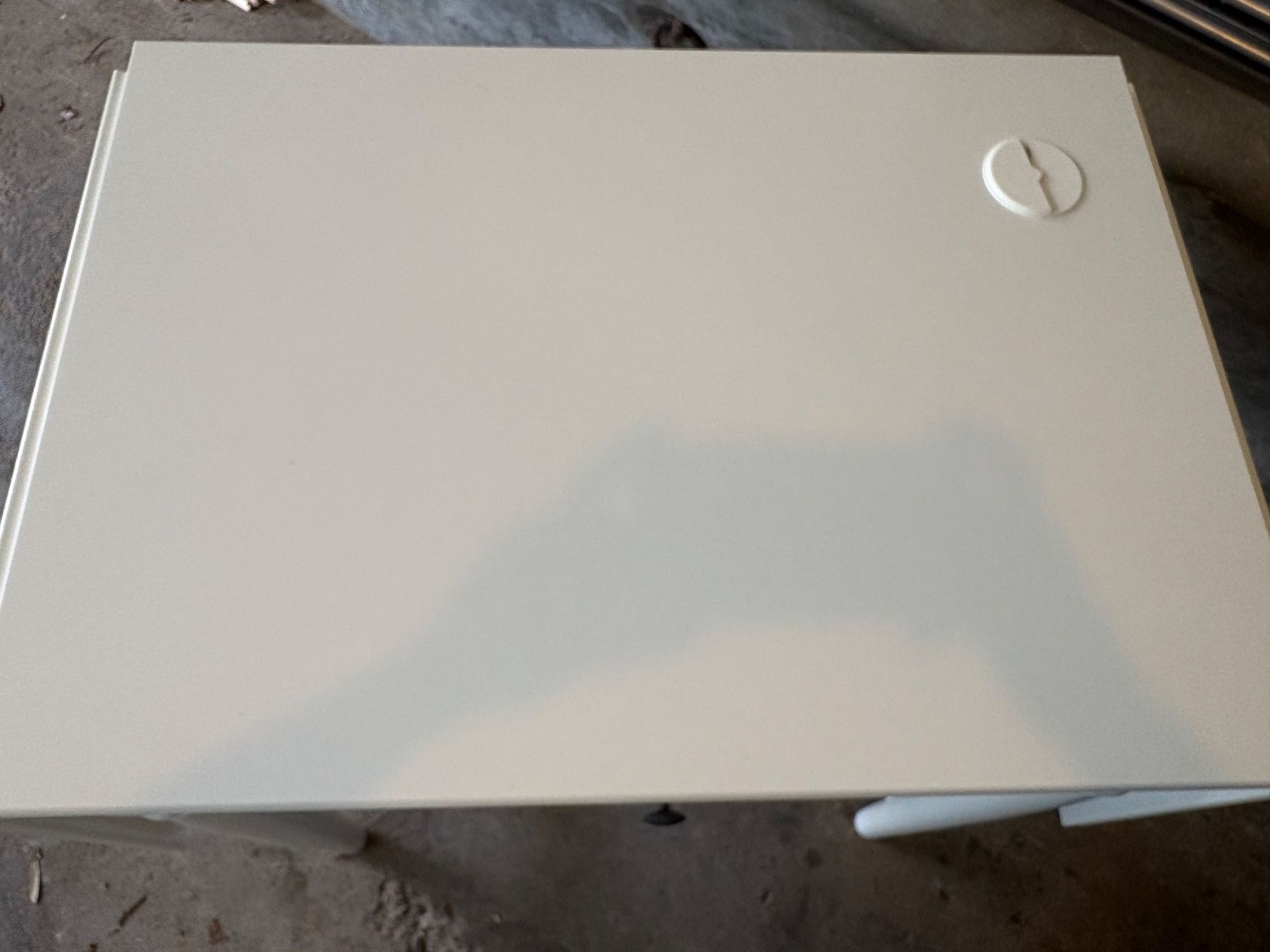 Ikea Scrivanie: Hemnes Schreibtisch – Nuovo (secondo la descrizione) da Zürich venduto da que_kf7d 2