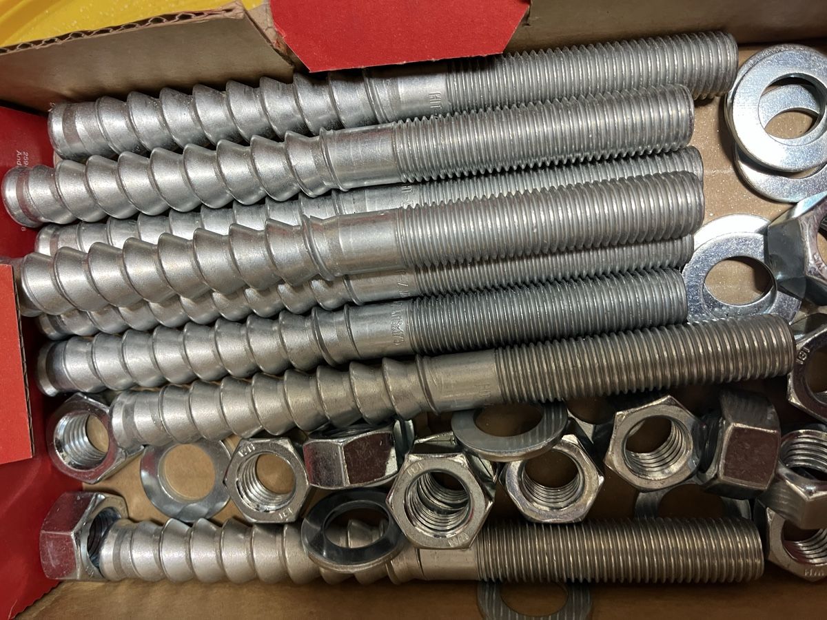 Ancore: Hilti Kleb Anker Schrauben M16 – Nuovo e nell'imballaggio originale da Neerach venduto da fuz_8d7l 1