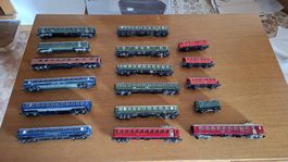 H0 AC, DC, 17 Diverse Wagen.