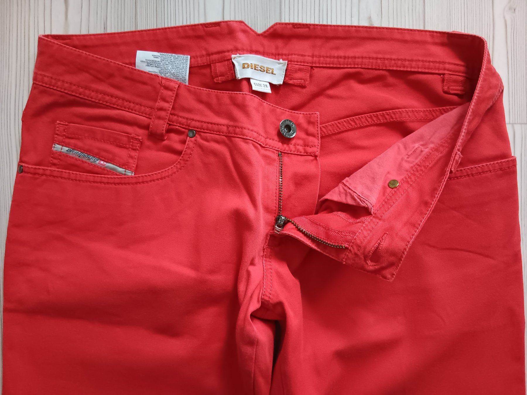 Diesel Jeans: DIESEL Jeans taille / Grosse 28 – Gebraucht aus Cossonay-ville von Super-Price-Quality 4