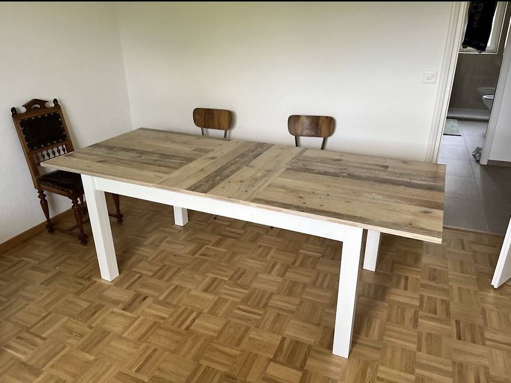 Tables: Küchentisch / Basteltisch – D'occasion à Tüscherz-Alfermée par Seedee 1