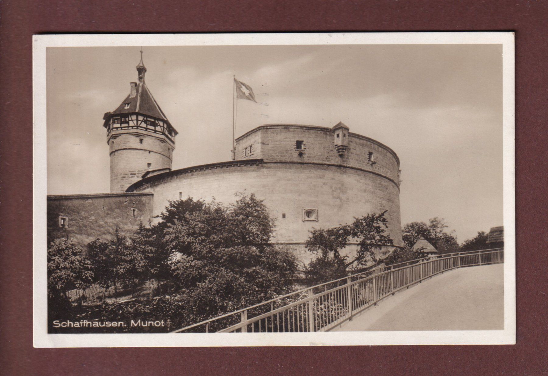 Cartoline postali: SCHAFFHAUSEN - Munot - 1932 – Usato da Pully venduto da nicecards-shop
