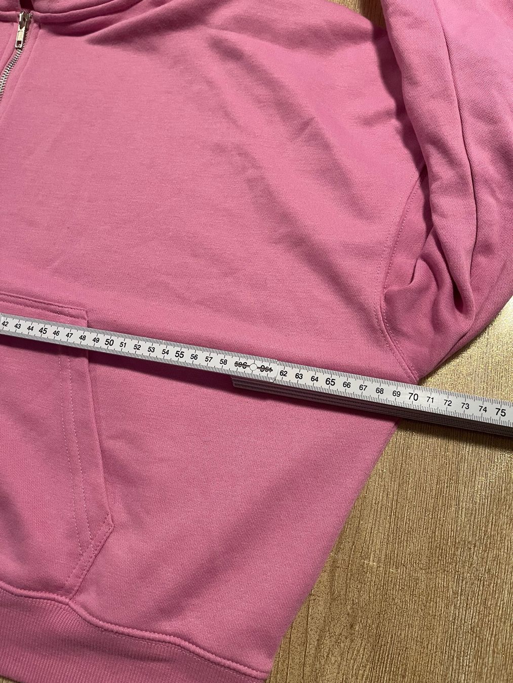 Zebra Giacche: Lila Oversize Kapuzenjacke XL – Usato da Meikirch venduto da Hilfe_Waisentiere 3
