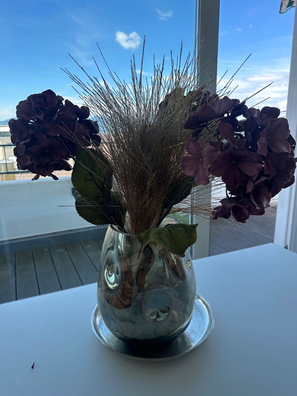 Vasi & Recipienti: Schöne Vase mit Blumen und Ständer – Usato da Altendorf venduto da privateclient 1