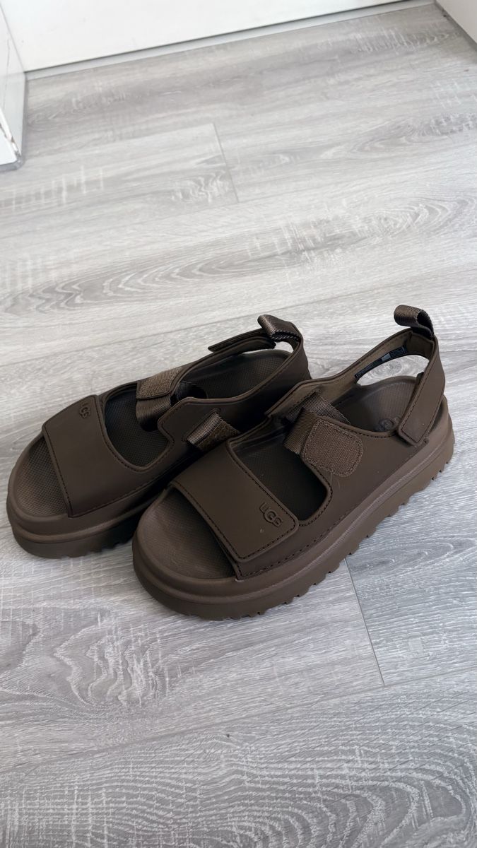 Ugg Scarpe da donna: UGG sandls – Usato da Zürich venduto da ali_2hvm
