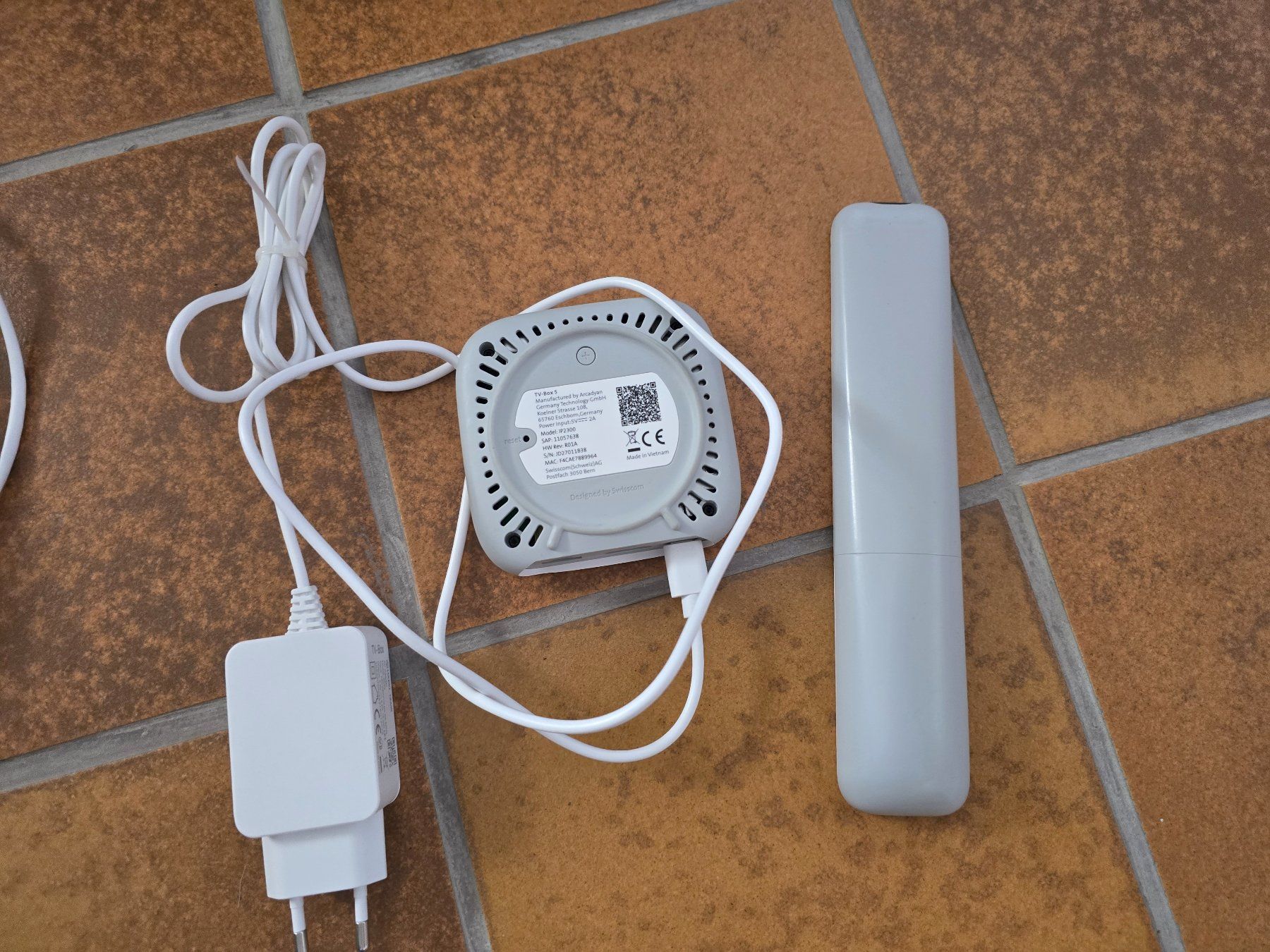 Swisscom Modems & Routeurs: Swisscom TV Box 5 – D'occasion à Savièse par lag_g86p 6