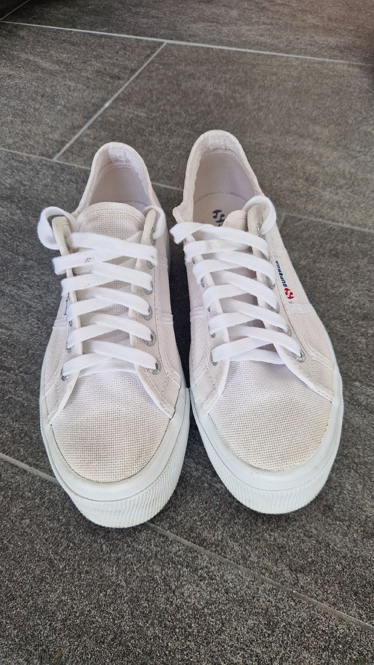 Superga Damenschuhe: Superga Stoffsneakers – Gebraucht aus Zürich von Ranserin95