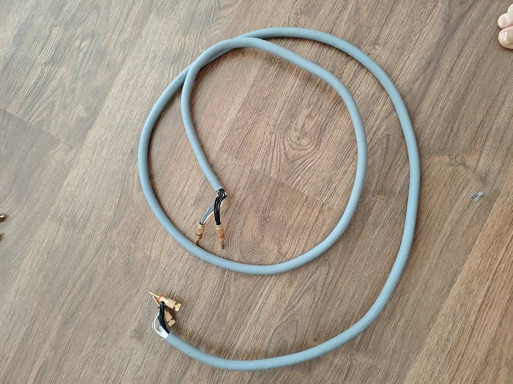 Kabel: Lautsprecher Kabel – Gebraucht aus Beringen von mbe_8yvb