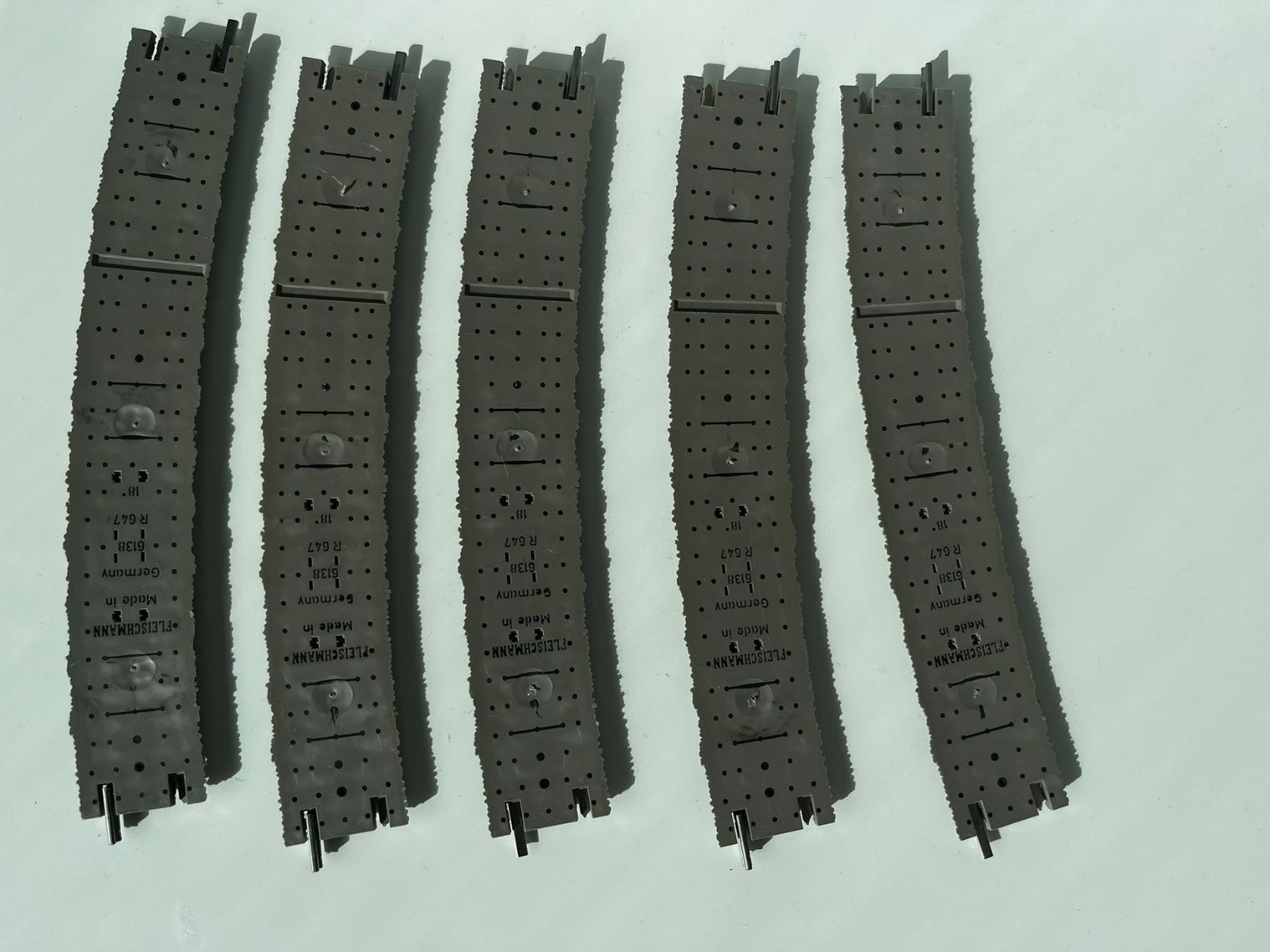 Fleischmann Modelleisenbahnen: Gebogenes Gleis R4 6138 – Gebraucht aus Baden von Muschti 1