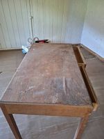 Holztisch
