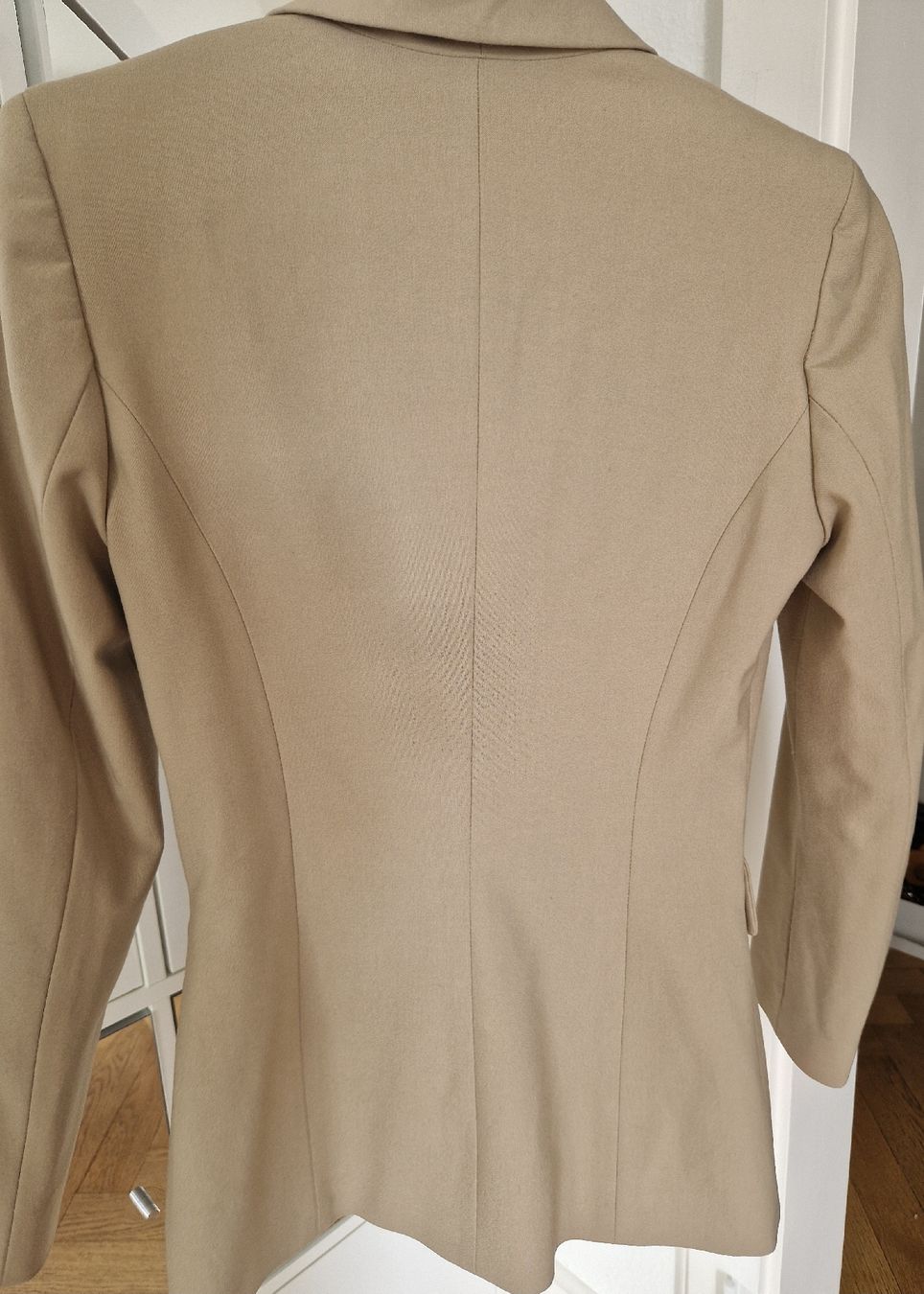 Kookai Jacken: Blazer in Grösse 34, ungetragen! – Neu (gemäss Beschreibung) aus Küsnacht ZH von 2011_ 2