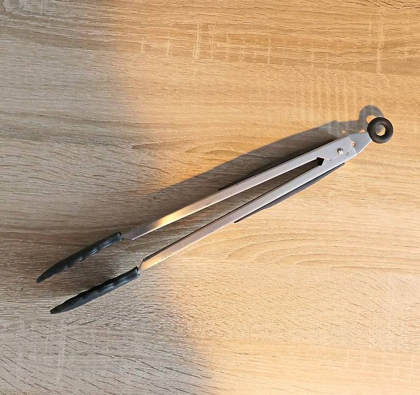 Elettrodomestici da cucina: Küchenhelfer mit Edelstahlgriffen – Usato da Wettingen venduto da Ricolino2025 2