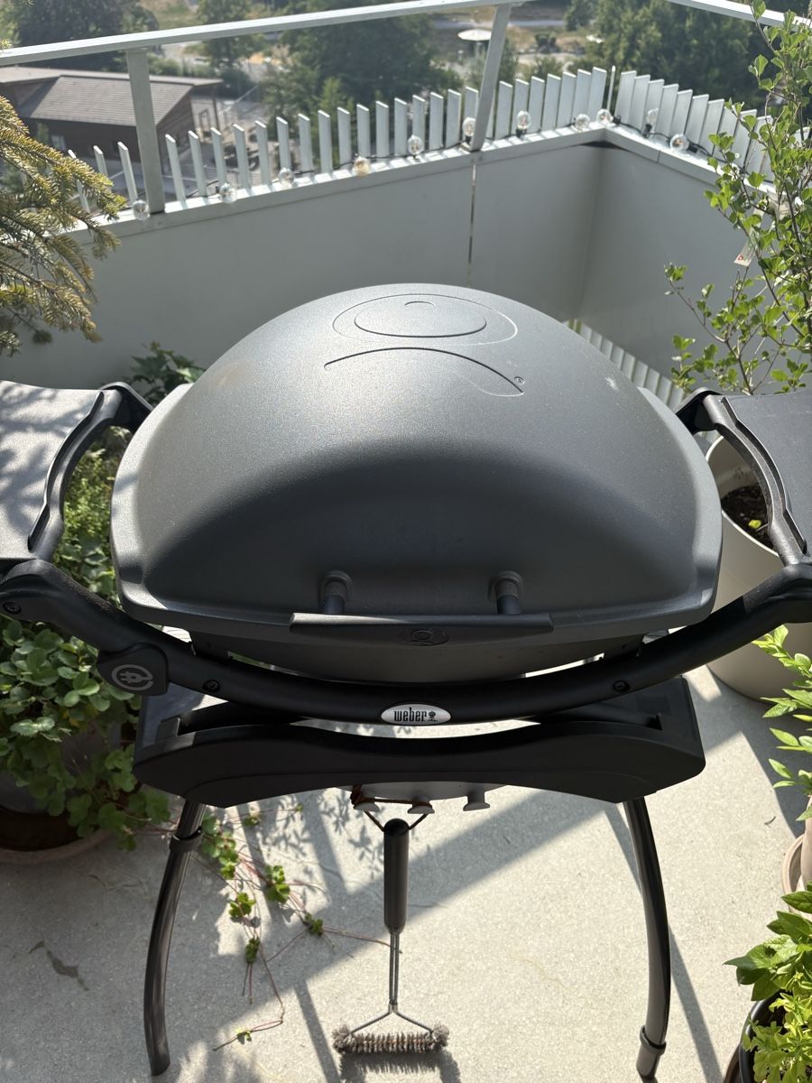 Weber Grills: Weber Q2400 Grill inkl. Zubehoer – Gebraucht aus Zürich von mariusreusch 1