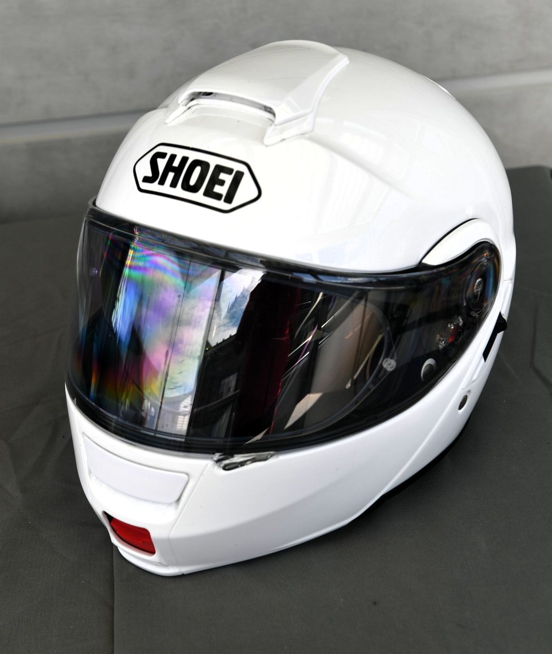 Shoei Helme & Visiere: Casque moto modulable Shoei – Gebraucht aus Estavayer-le-lac von kwenda