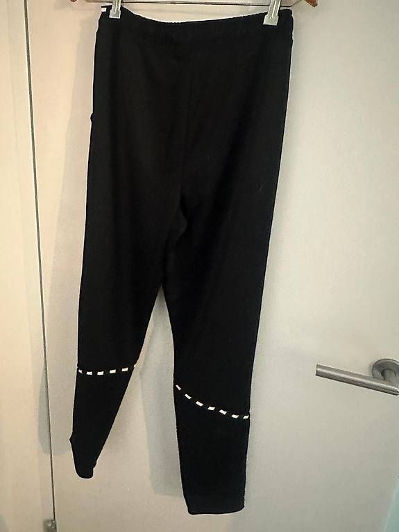 Pantalons: Trainingshose - S – D'occasion à Wauwil par est_r5td 1