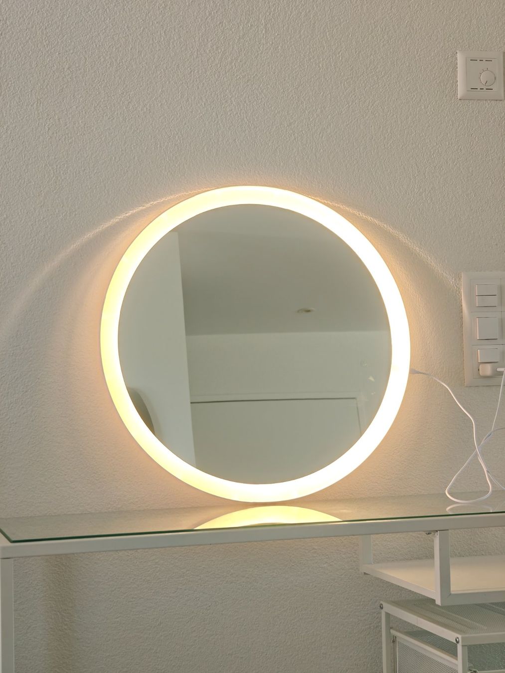 Specchi: Spiegel mit LED Licht – Usato da Muhen venduto da Immernoch1 4