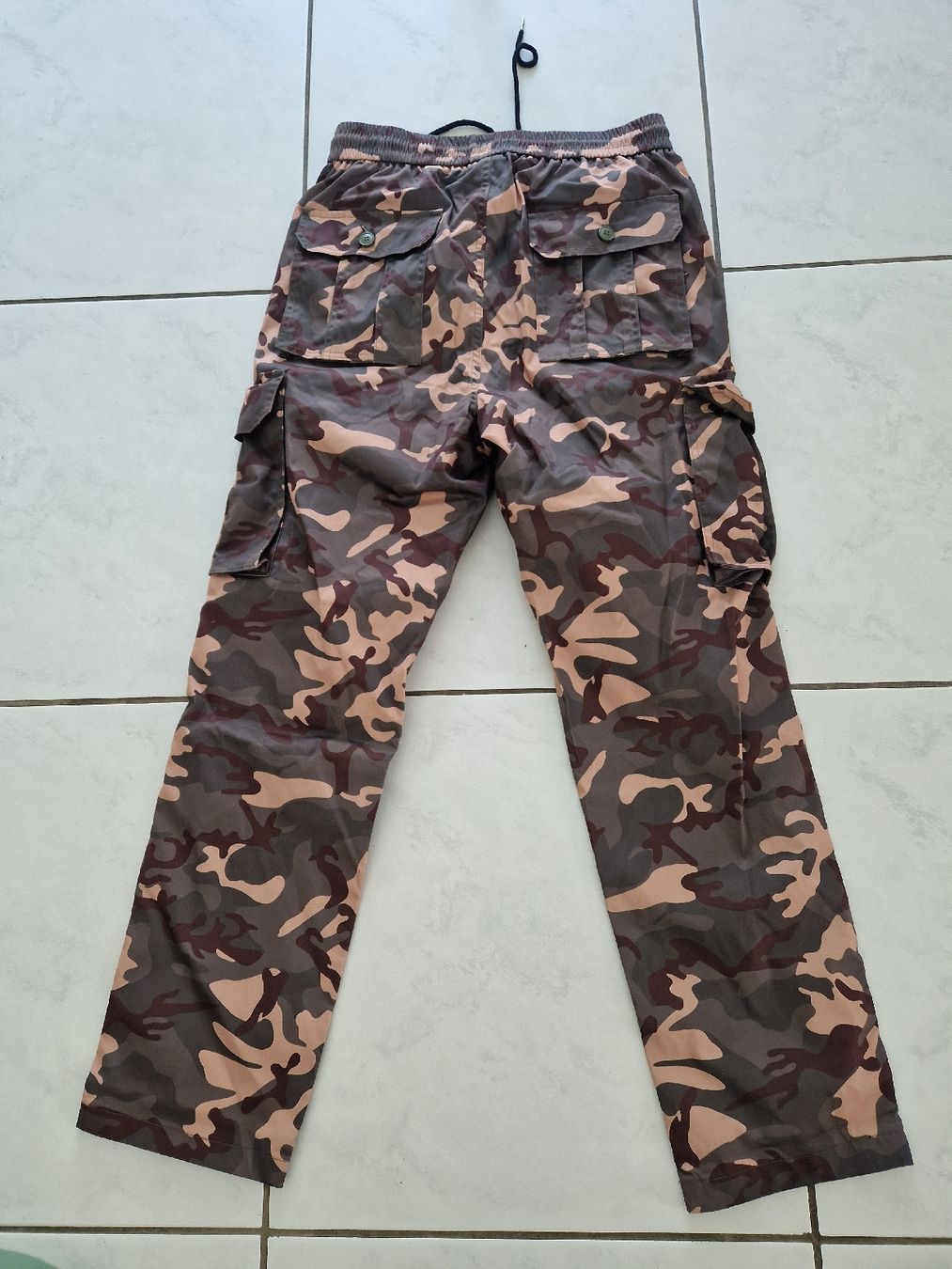 Pantaloni: Cargo Pants Camouflage  – Nuovo (secondo la descrizione) da Bassersdorf venduto da DonSolo 1
