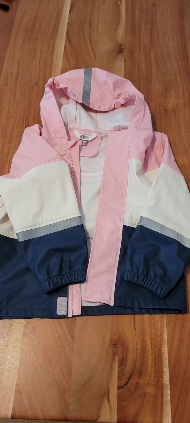 Giacche & Cappotti: Regenjacke gr. 110 – Usato da Wädenswil venduto da Lotus1987