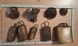 9 Antike Glocken & Treicheln