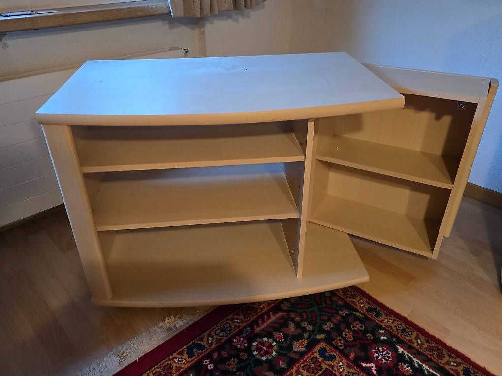 TV Möbel: Tv Möbel Sideboard mit  Fächern helles Holz – Gebraucht aus ramiswil von saboli01 2