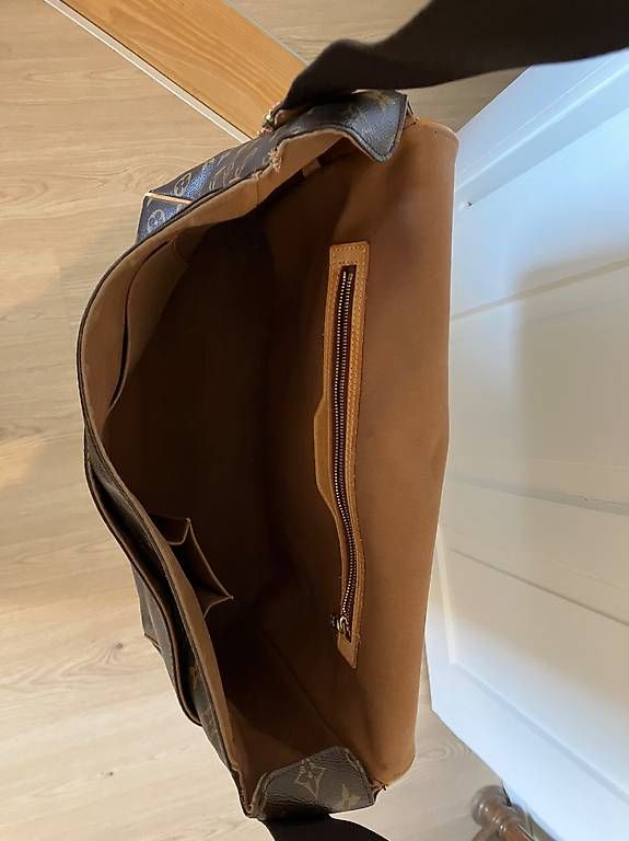 Borse: Louis Vuitton Umhängetasche Monogram Canvas – Usato da Lichtensteig venduto da vanessaaraya 2