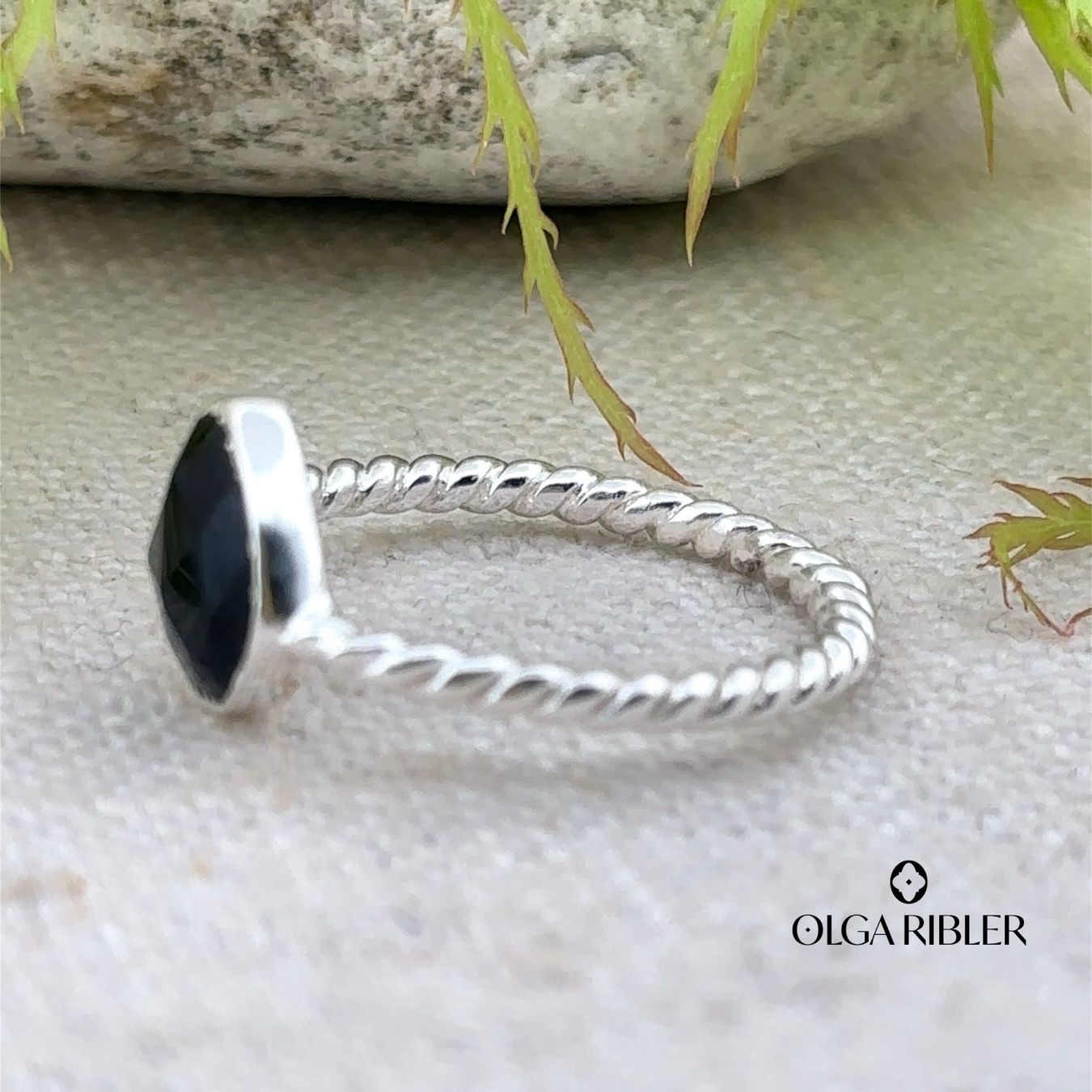 Olga Ribler Anelli: Feiner Silber Ring 925 mit Onyx Grösse 57 – Nuovo (secondo la descrizione) da Luzern venduto da Schmuckoutlet 5