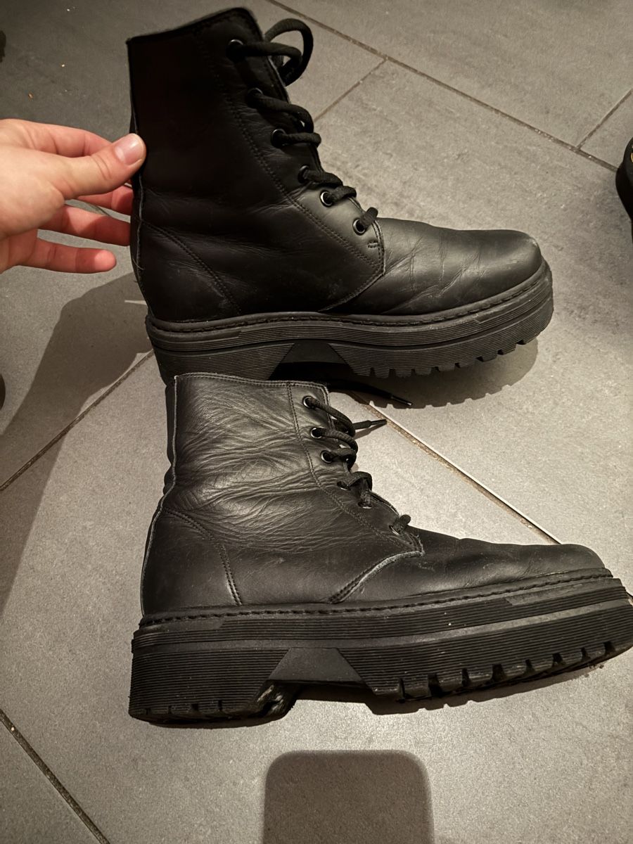 Scarpe da donna: Chique Herbst/-Winterschuhe – Usato da Bern venduto da ali_gpy8 1