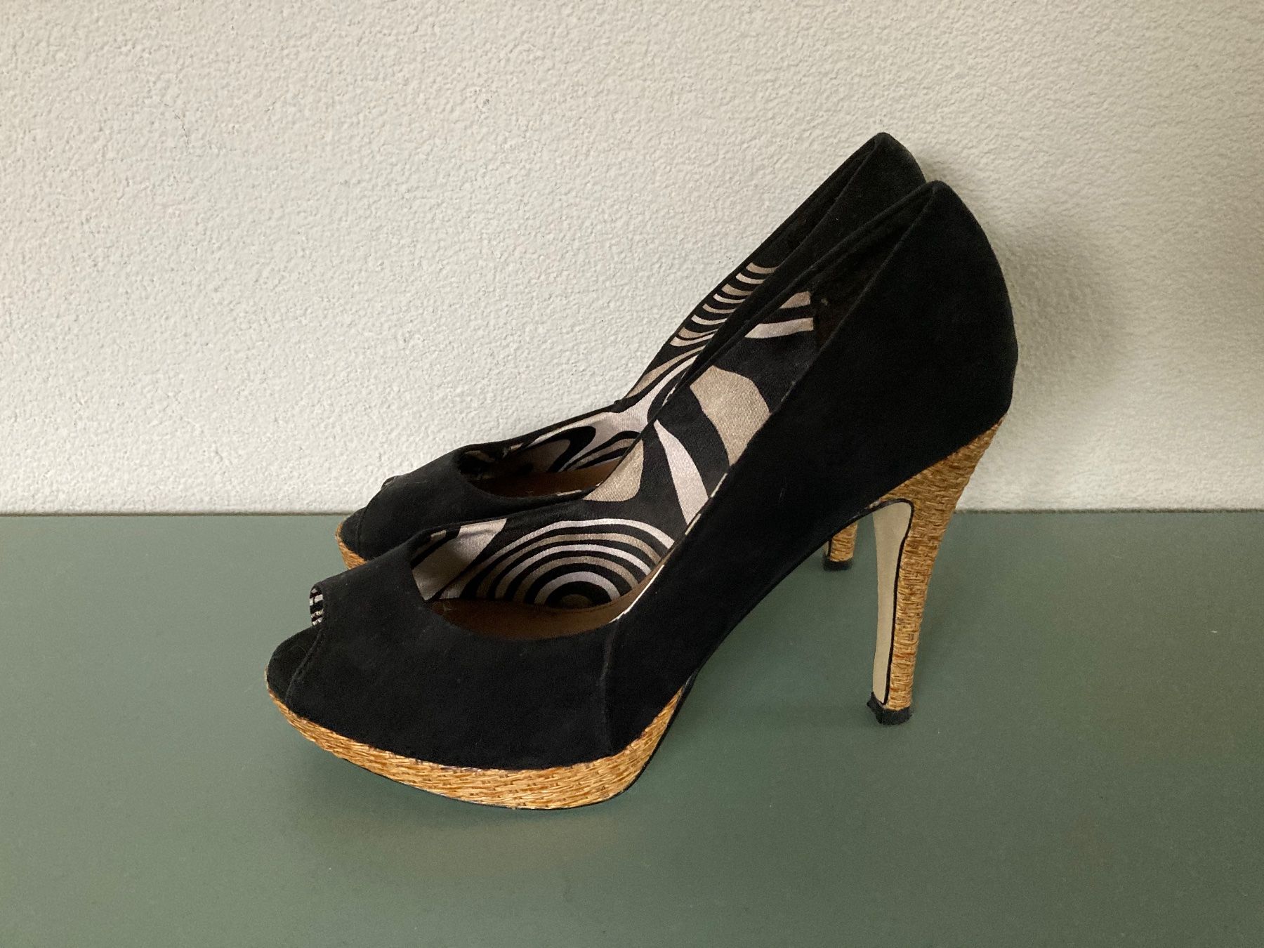 Scarpe da donna: Peeptoe Pump von Cube – Usato da Bettlach venduto da Valgoy 1