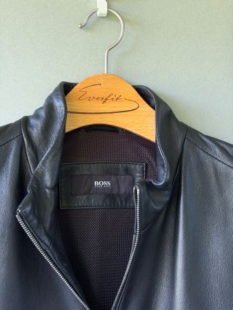 BOSS Lederjacke / Lammlederjacke, Top Zustand, Grösse 52