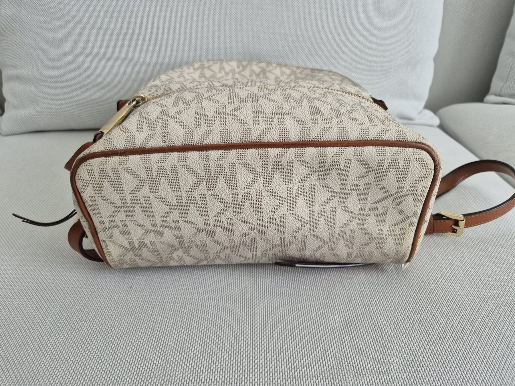 Michael Kors Zaini: Michael Kors Rucksack – Usato da Basel venduto da kimi.86 4