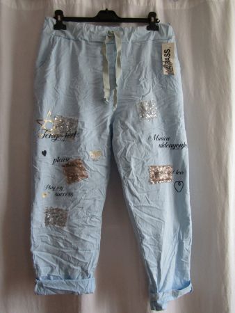 Gr. 48/60, Stretch-Hose Sanftblau aufwändig bedruckt