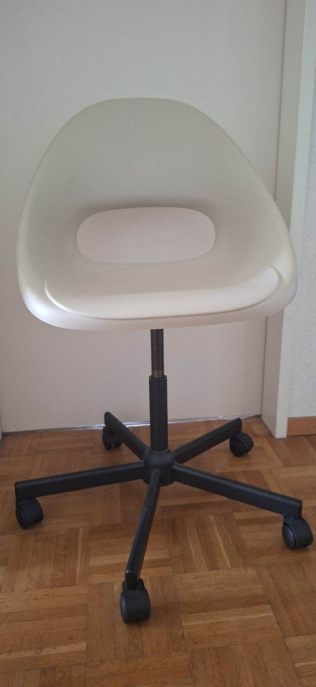 Ikea Chaises: IKEA Drehstuhl – Neuf (Voir description) à Ursenbach par Fuel90