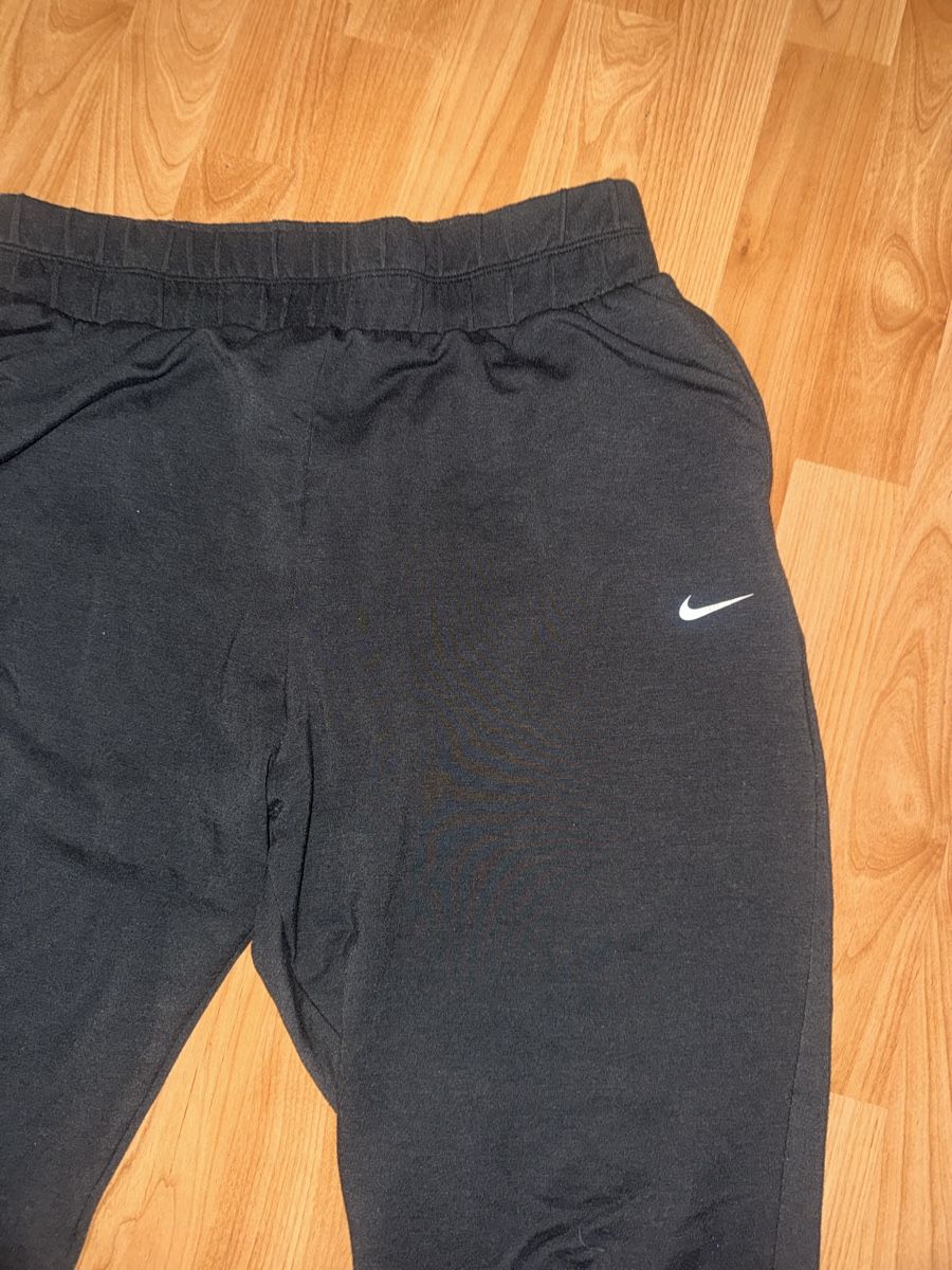 Nike Pantaloni: Nike Dri-FIT Jogginghose – Usato da Zeglingen venduto da nor_6sjq 1