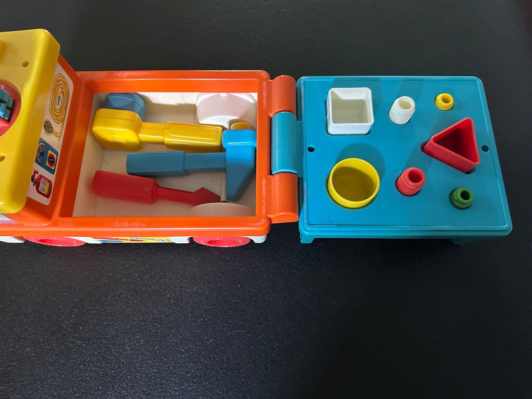 Chicco Jouets: Camion pompier atelier Chicco – D'occasion à Uvrier par sauma85 2