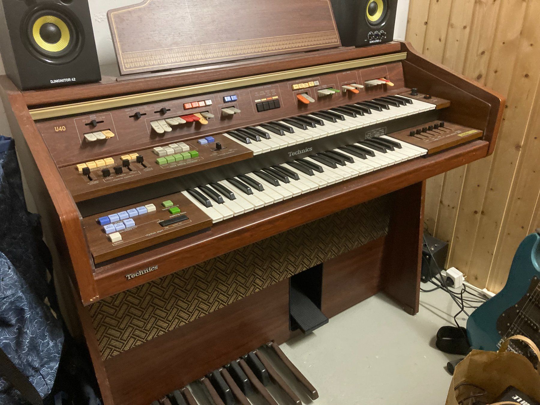 Technics Strumenti musicali: Technics Heimorgel U40 – Usato da Otelfingen venduto da mos_x8x2