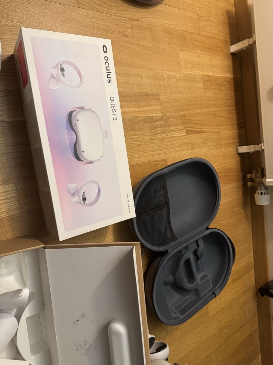 Meta Casco VR: Meta quest 2 + BOBOVR STRAP + Stand – Usato da Ostermundigen venduto da RetroOwl 4
