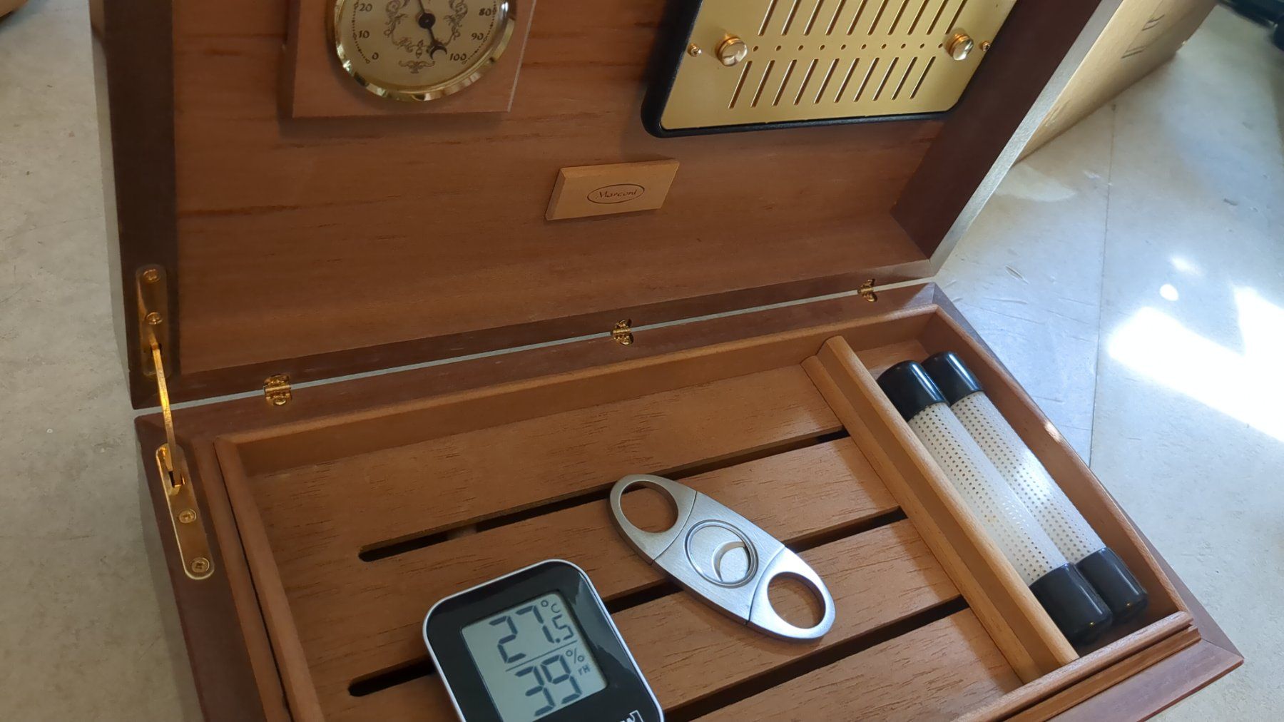 Humidor per sigari: Humidor + Zubehör + Cutter – Usato da Basel venduto da haferkleie 5