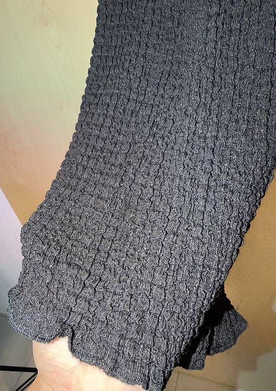 Pantaloni: Schwarze strukturierte Hose – Usato da Rorschach venduto da Tara234 3