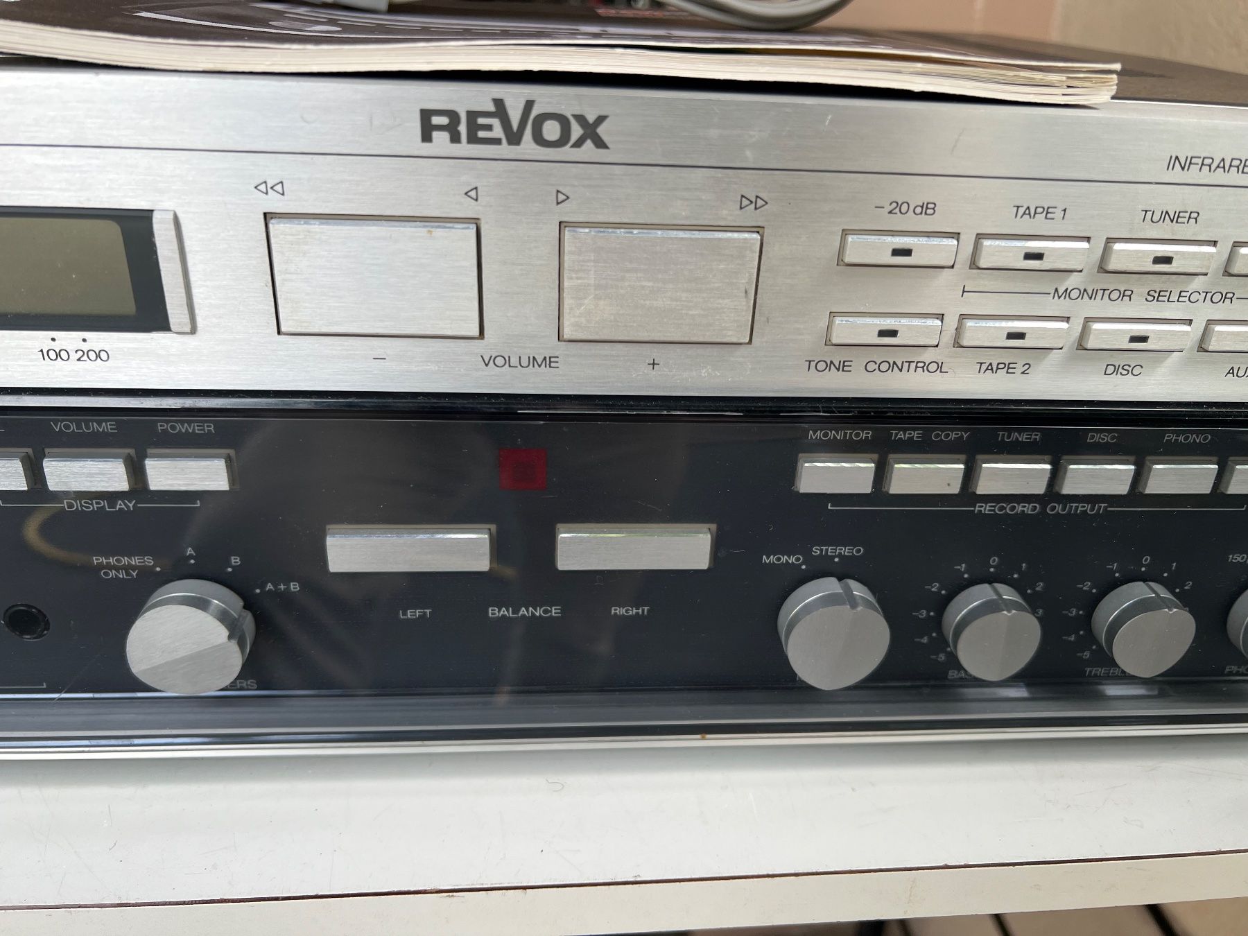 Revox Amplificatori: Revox B251 integrierter Verstärker – Usato da Gebenstorf venduto da Secondtronik 2