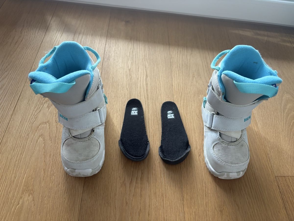 Scarpe per ragazzi: Burton Snowboard Schuhe Gr.27 – Usato da Worblaufen venduto da Bern_Worblaufen 2