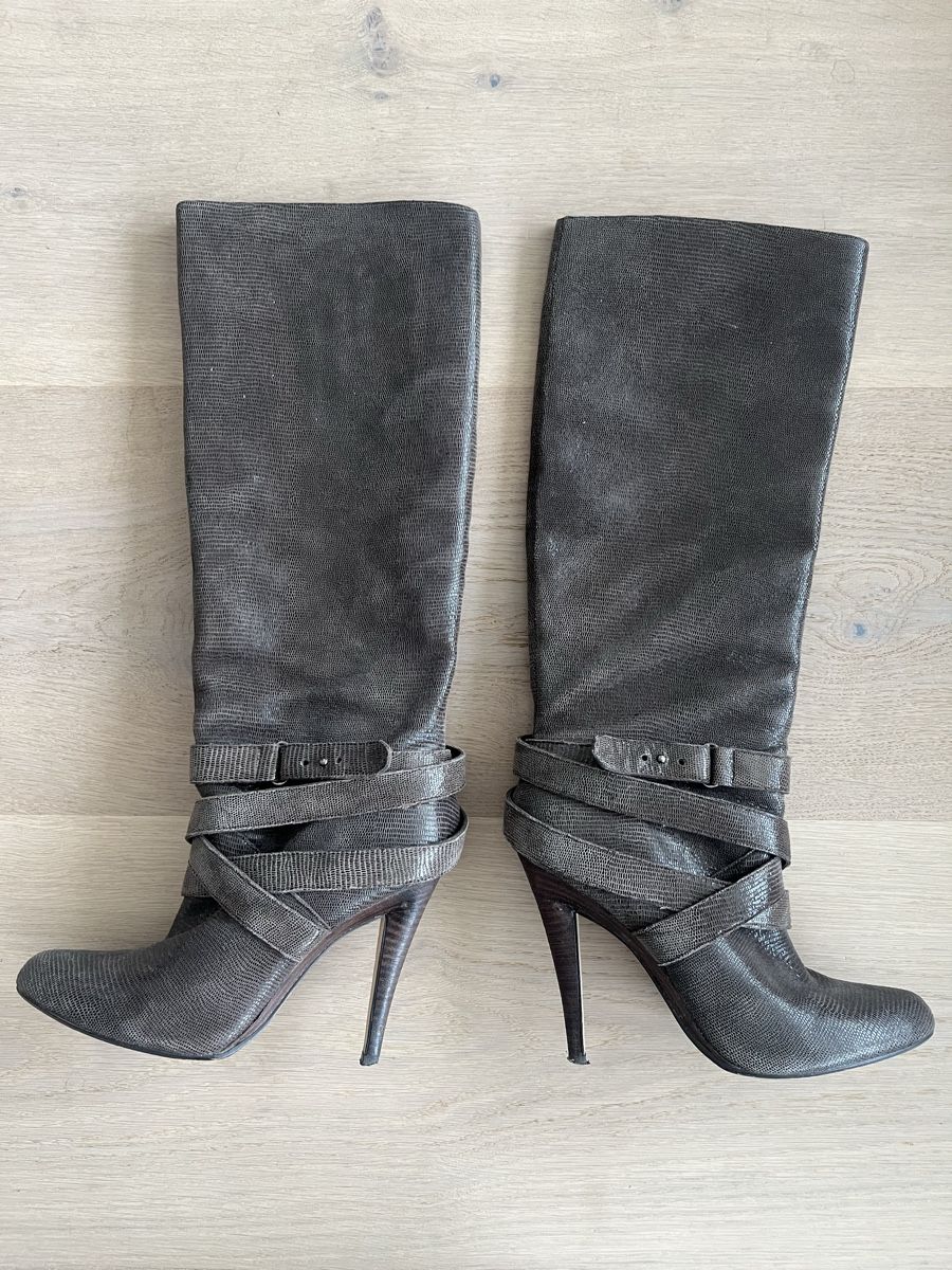 Scarpe da donna: Wunderschöne dunkelbraune Stiefel, schimmernd, Grösse 38.5 – Usato da Pfäffikon SZ venduto da humming-bird 6